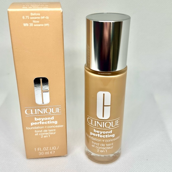 NWT Clinique’s Beyond Perfecting™ Foundation + Concealer in Sesame - Picture 3 of 10